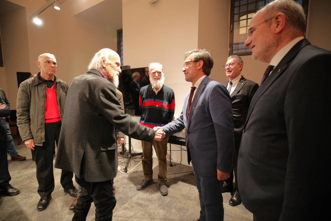 PF-salutacions_1734089378.jpg