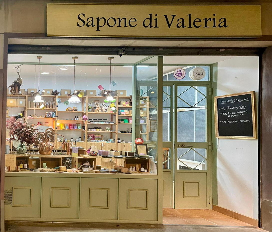 SaponediValeriaVxL_1789554020.jpg